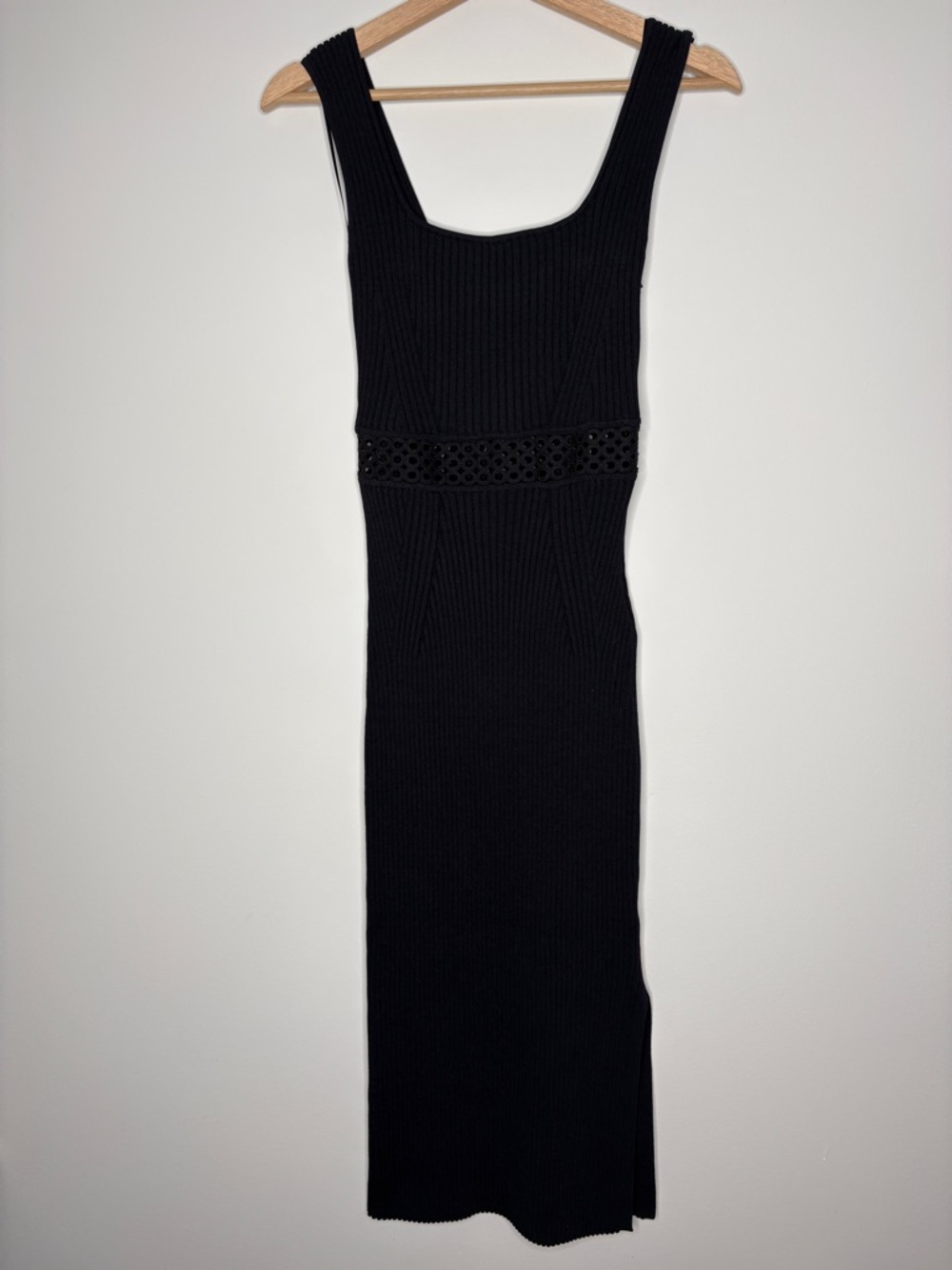 House of Harlow 1960 Black Ribbed Midi Dress with Waist Panel - Picture 3 of 8